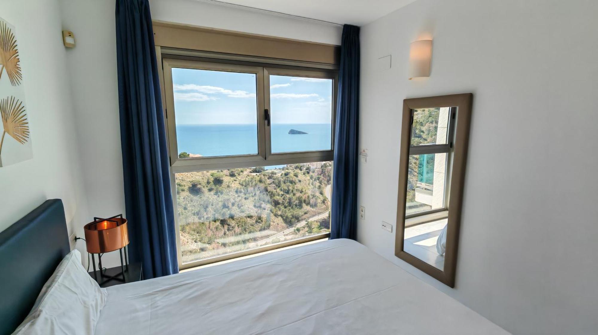 Benidorm High Rise Apartments - Sea Views - Torre Lugano Exterior foto